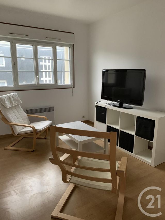 Appartement F3 à louer - 2 pièces - 43.57 m2 - LISIEUX - 14 - BASSE-NORMANDIE - Century 21 Cl Immobilier